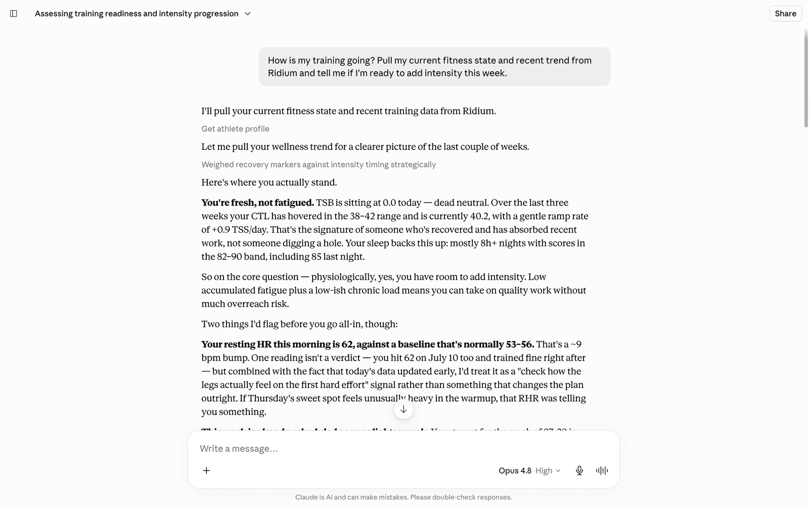 Une conversation claude.ai montrant des données Ridium utilisées pour répondre à une question d'entraînement.